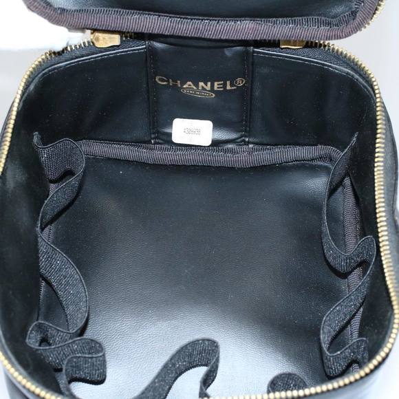 CHANEL Vanity Cosmetic Pouch Patent leather Black CC Auth yb378 - Picture 10 of 16